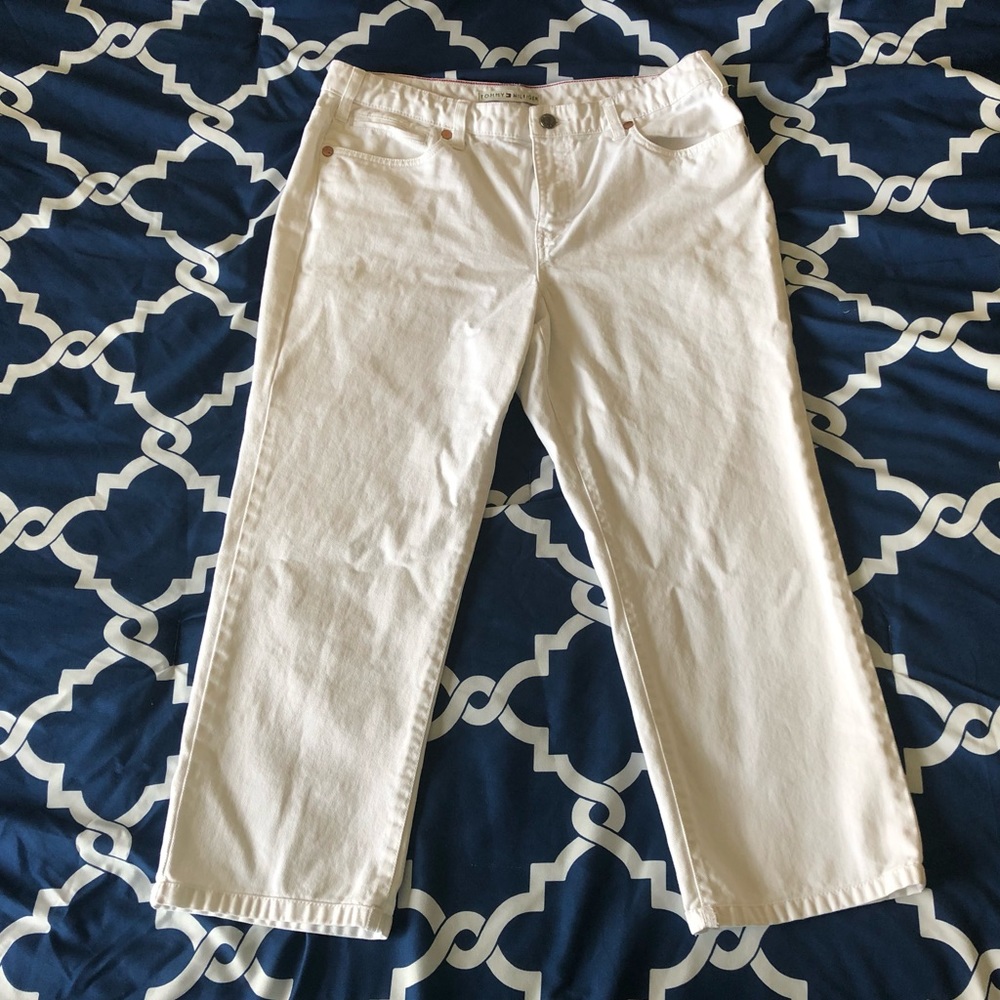 White Tommy Jeans (please see measurements)